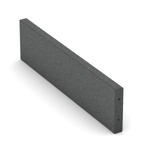 Gummi-Randstein von WARCO im Farbdesign Schiefergrau mit den Abmessungen 100 x 5 x 25 cm. Produktfoto von Artikel 2595 in der Aufsicht von schräg vorne.