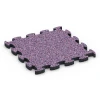 Pavimentazione antitrauma puzzle von WARCO im Farbdesign Lavanda mit den Abmessungen 44,6 x 44,6 × 2,8 cm. Produktfoto von Artikel 6936 in der Aufsicht von schräg vorne.