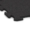 Detailaufnahme der Randausprägung von WARCO-Produkt 6102, Pavimento a incastro Indoor, Format 50 x 50 x 1,8 cm | 0,25 m², Farbe Antracite.