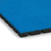Detailaufnahme der Randausprägung von WARCO-Produkt 0541, Fallschutzplatte, Format 500 x 500 x 30 mm, Farbe Himmelblau.