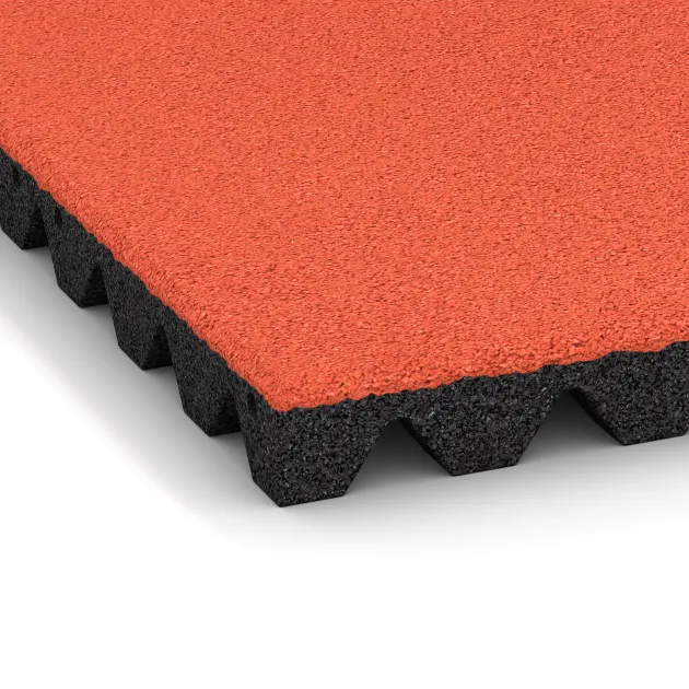 Detailaufnahme der Randausprägung von WARCO-Produkt 0638, Fallschutzplatte, Format 500 x 500 x 45 mm, Farbe Hellrot-Orange.