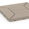 Detailaufnahme der Randausprägung von WARCO-Produkt 6350, Motivo a cassettoni – Piastrella a incastro, Format 30 x 30 x 2 cm, Farbe Vaniglia.