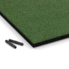 Detailaufnahme der Randausprägung von WARCO-Produkt 6249, Terrassenfliese – 3 cm, Format 50 x 50 x 3 cm, Farbe Grasgrün.