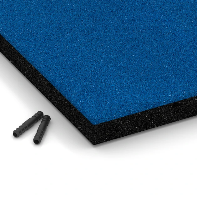 Detailaufnahme der Randausprägung von WARCO-Produkt 6262, Piastrella antitrauma – 150 cm, Format 50 x 50 x 4,5 cm, Farbe Azzurro cielo.