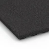 Detailaufnahme der Randausprägung von WARCO-Produkt 6387, Tappeto in gomma per box cavalli Premium, Format 100 x 100 x 4,5 cm | 1,00 m², Farbe Antracite.