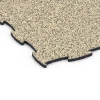 Detailaufnahme der Randausprägung von WARCO-Produkt 6838, Fitness Active Floor System, Format 97,1 x 97,1 × 1,8 cm, Farbe Travertin.