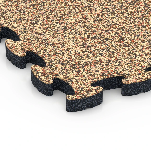 Detailaufnahme der Randausprägung von WARCO-Produkt 6934, Pavimentazione antitrauma puzzle, Format 44,6 x 44,6 × 2,8 cm, Farbe Terracotta.