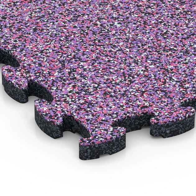 Detailaufnahme der Randausprägung von WARCO-Produkt 6774, Pavimento bordo piscina, Format 28,9 x 28,9 x 1,8 cm, Farbe Lavanda.