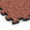 Detailaufnahme der Randausprägung von WARCO-Produkt 6818, Steinteppich Klickfliese, Format 28,9 x 28,9 x 1,8 cm, Farbe Feuersglut.