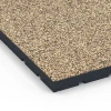 Detailaufnahme der Randausprägung von WARCO-Produkt 7149, Pavimento per palestra da esterno, Format 60 x 60 x 4 cm | 0,36 m², Farbe Rattan.