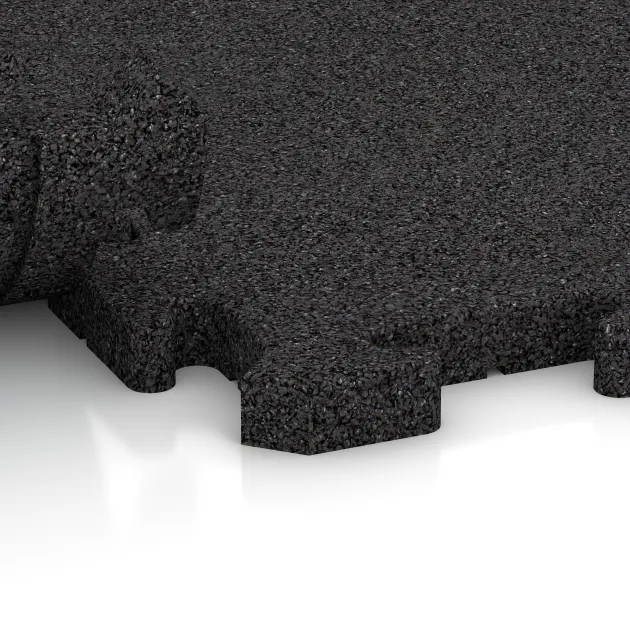 Großaufnahme vom Verbindungssystem von WARCO-Boden 2767 - Piastra antitrauma ad incastro puzzle im Farbdesign Antracite. Abmessungen 500 x 500 x 30 mm.