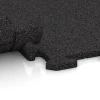 Großaufnahme vom Verbindungssystem von WARCO-Boden 3953 - Hunde-Bodenplatte im Farbdesign Anthrazit. Abmessungen 100 x 100 x 1,8 cm | 1,00 m².