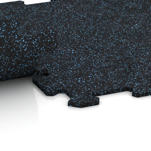 Großaufnahme vom Verbindungssystem von WARCO-Boden 0917 - Pavimento Fitness Compatto im Farbdesign Azzurro leggermente punteggiato. Abmessungen 485 x 485 x 8 mm | 0,235 m².