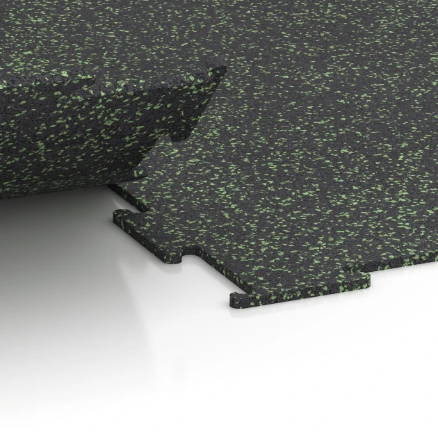 Großaufnahme vom Verbindungssystem von WARCO-Boden 6459 - Pavimento Fitness Compatto im Farbdesign Verde leggermente punteggiato. Abmessungen 50 × 50 × 0,8 cm.