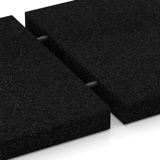 Großaufnahme vom Verbindungssystem von WARCO-Boden 6265 - Piastrella antitrauma – 180 cm im Farbdesign Antracite. Abmessungen 50 x 50 x 6 cm.