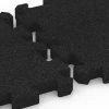 Großaufnahme vom Verbindungssystem von WARCO-Boden 6623 - Pavimento per canili im Farbdesign Antracite. Abmessungen 50 x 50 x 4 cm | 0,25 m².