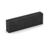 Foto der hinteren Seite vom unsymmetrischen WARCO-Formteil 7028: Blockstufe aus Gummigranulat, Design Anthrazit, Maße 100 x 30 x 15 cm.