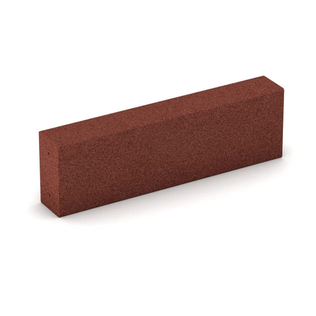 Foto der hinteren Seite vom unsymmetrischen WARCO-Formteil 7029: Gradino in gomma granulare, Design Rosso mattone, Maße 100 x 30 x 15 cm.